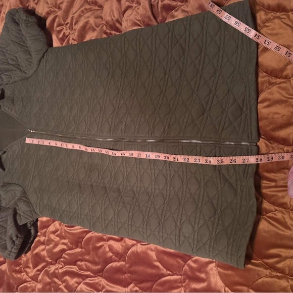 Quilted front zip dress - fall dress - Picture 5 of 9